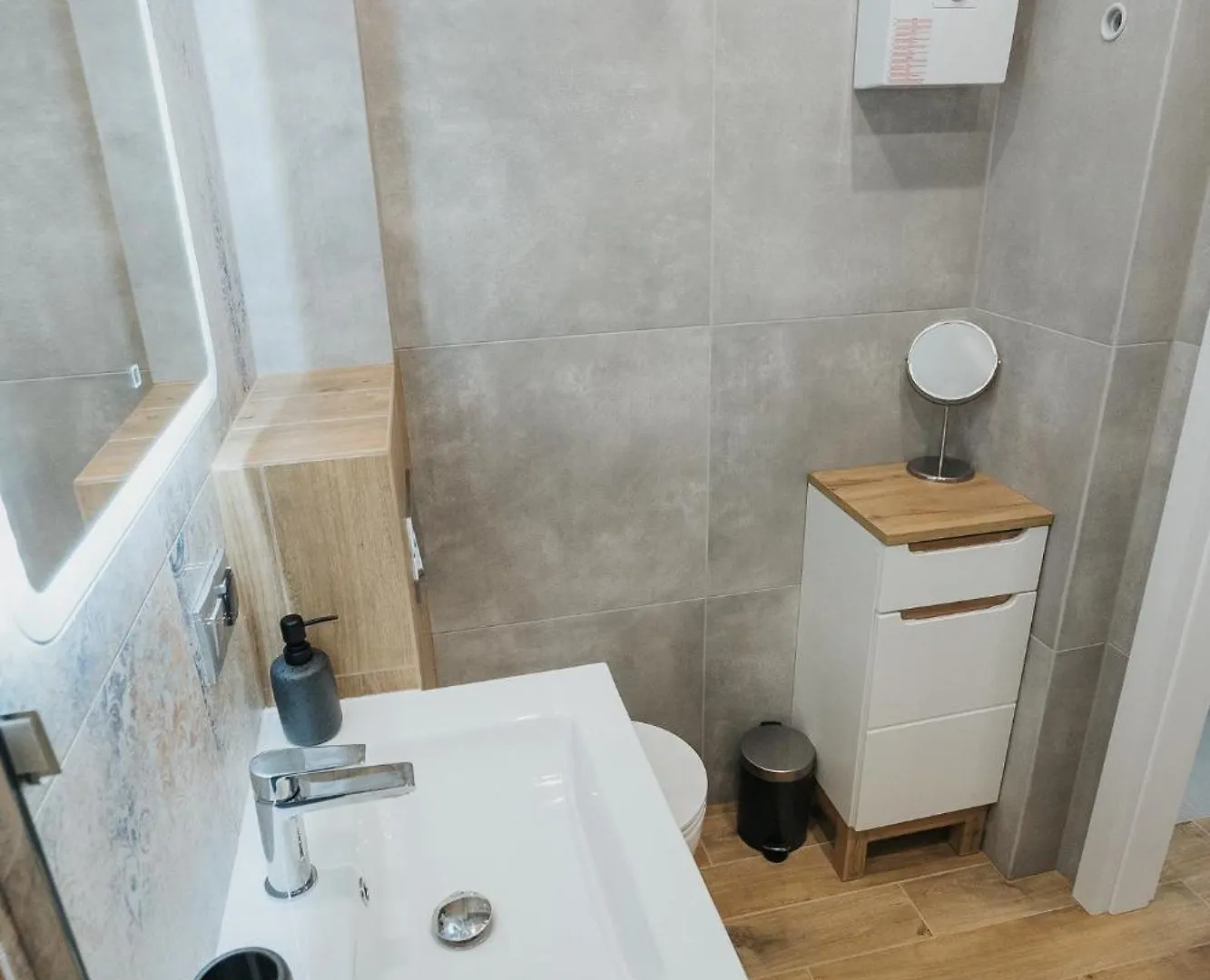 Connecta Apartament In City Center With Ac Krakow Apartment